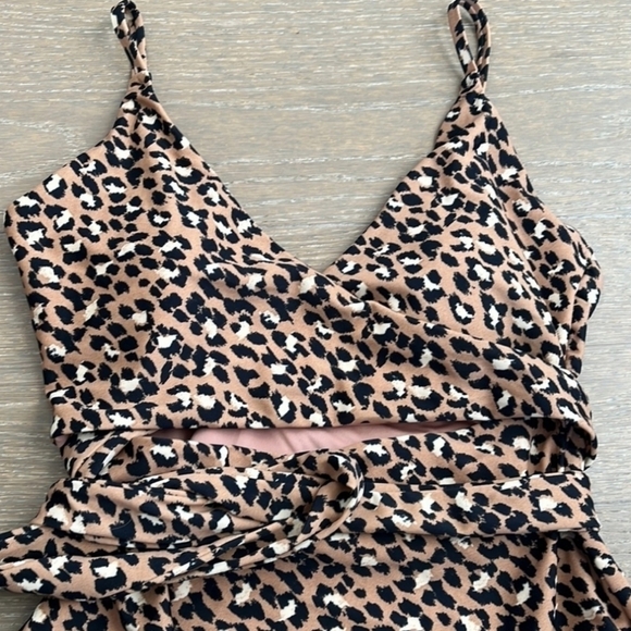 Aerie Women's Leapard Wrap Full One Piece Swimming Suit Size Small Long - Picture 3 of 8